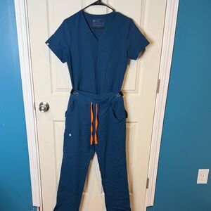 Figs Casma 3 Pocket Scrub Top with Kade Cargo Scrub Pants Deep Reef